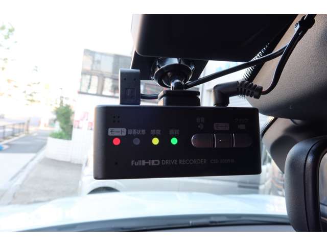 ポルシェ マカン Ｓ ＰＤＫ ４ＷＤ R2年 () 99