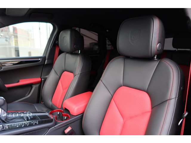 ポルシェ マカン Ｓ ＰＤＫ ４ＷＤ R2年 () 99