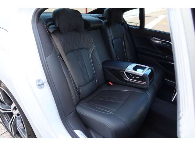 ＢＭＷ ７シリーズ ７５０Ｌｉ　Ｍスポーツ H29年 (関東) 99