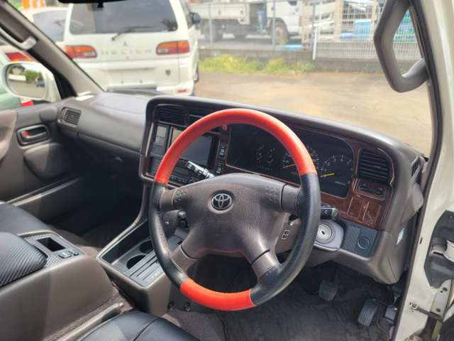 トヨタ ハイエースワゴン ２．４ リビングサルーンＥＸ H13年 (関東) 99