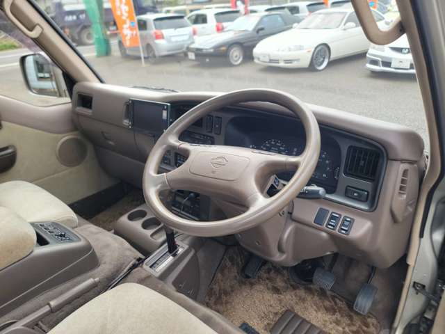 日産 ホーミーコーチ ３．０ リムジン H7年 (関東) 99