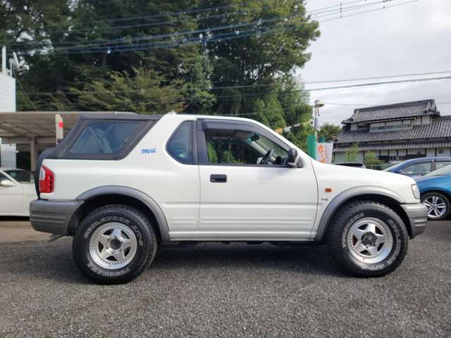 いすゞ ミュー ３．２ オープントップ ４ＷＤ H14年 (関東) 99