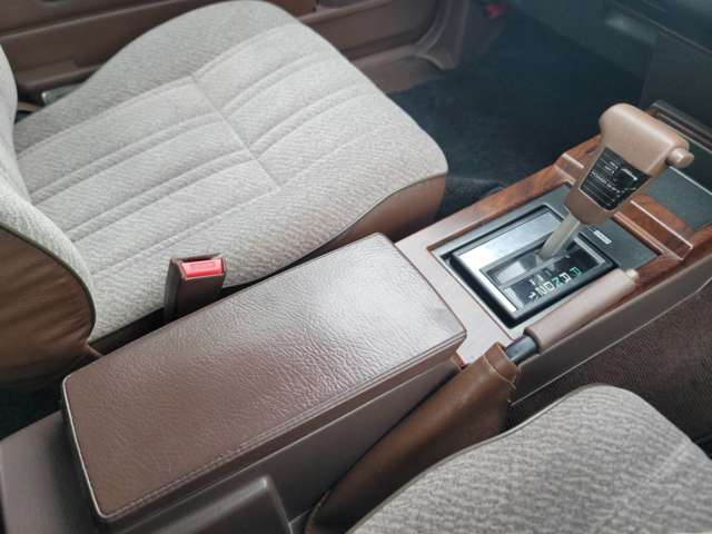 日産 グロリアワゴン ２．０ Ｖ２０Ｅ ＧＬ H10年 (関東) 99
