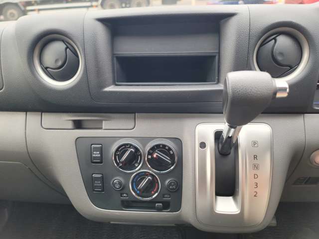 日産 ＮＶ３５０キャラバン ２．０ プレミアムＧＸ ロングボディ H27年 (関東) 99