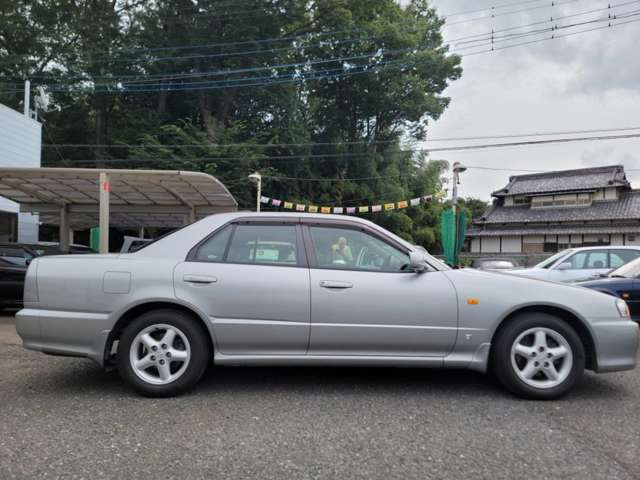 日産 スカイライン ２．０ ＧＴ H11年 (関東) 99