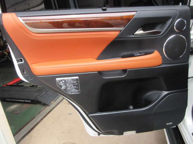 レクサス ＬＸ５７０ ５７０ ４ＷＤ H29年 () 99