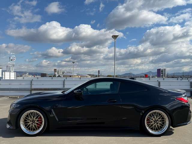 ＢＭＷ Ｍ４クーペ コンペティション Ｍ Ｘドライブ ４ＷＤ R4年 (近畿) 99