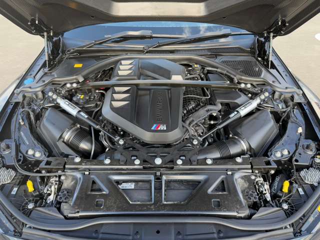 ＢＭＷ Ｍ４クーペ コンペティション Ｍ Ｘドライブ ４ＷＤ R4年 (近畿) 99