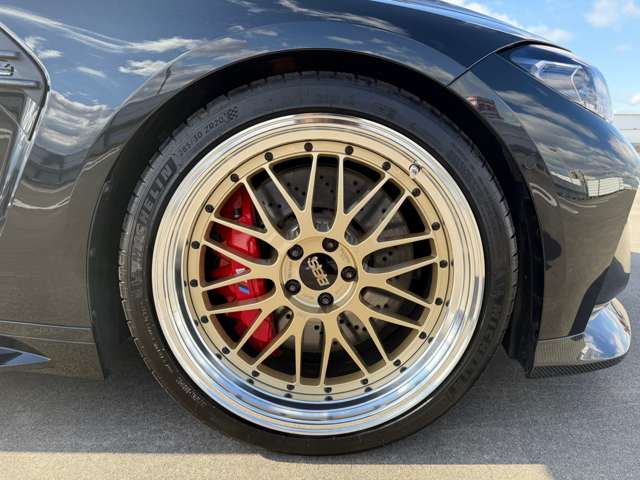 ＢＭＷ Ｍ４クーペ コンペティション Ｍ Ｘドライブ ４ＷＤ R4年 (近畿) 99