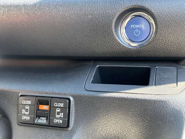 トヨタ シエンタ　ハイブリッド ハイブリッド １．５ Ｇ H28年 () 99