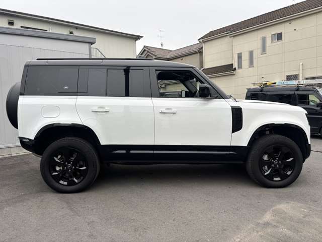 ランドローバー ディフェンダー １１０ Ｘダイナミック ＨＳＥ ３．０Ｌ Ｄ３００ ディーゼルターボ ４ＷＤ R5年 () 99