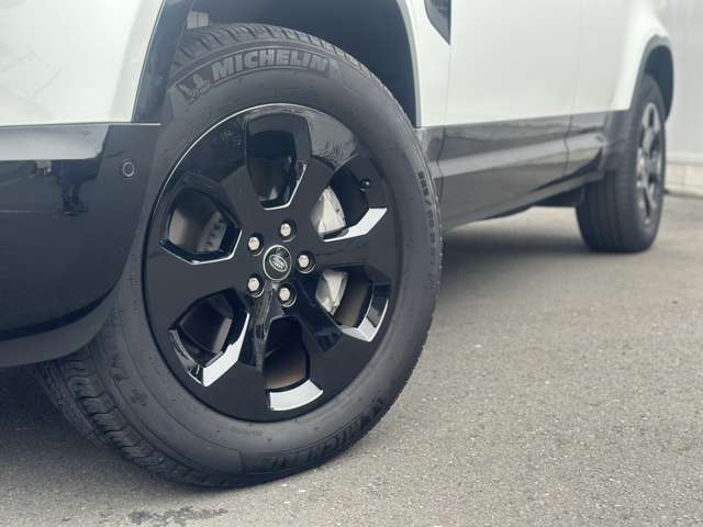 ランドローバー ディフェンダー １１０ Ｘダイナミック ＨＳＥ ３．０Ｌ Ｄ３００ ディーゼルターボ ４ＷＤ R5年 () 99