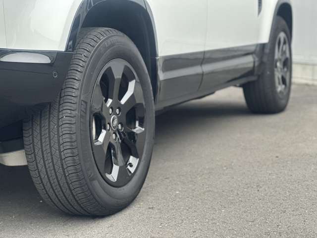 ランドローバー ディフェンダー １１０ Ｘダイナミック ＨＳＥ ３．０Ｌ Ｄ３００ ディーゼルターボ ４ＷＤ R5年 () 99
