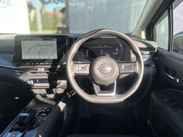 日産 ノートオーラ １．２ Ｇ レザーエディション R7年 () 99
