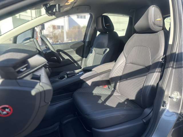 日産 ノートオーラ １．２ Ｇ レザーエディション R7年 () 99