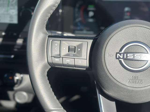 日産 ノートオーラ １．２ Ｇ レザーエディション R7年 () 99