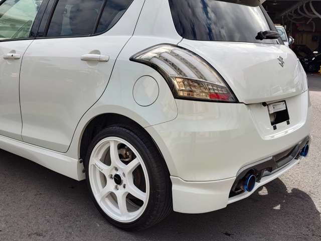 スズキ スイフト １．６ スポーツ H28年 () 99