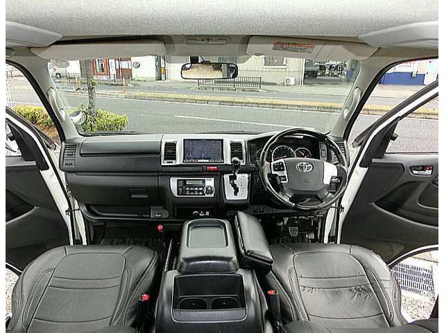 トヨタ ハイエースバン ３．０ スーパーＧＬ ロング ディーゼルターボ H26年 (近畿) 99