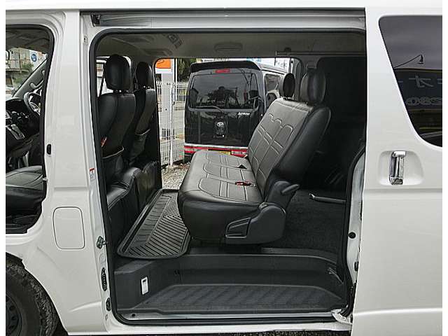 トヨタ ハイエースバン ３．０ スーパーＧＬ ロング ディーゼルターボ H26年 (近畿) 99