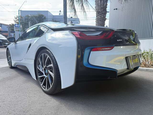 ＢＭＷ ｉ８ ベースモデル H27年 (東海) 99