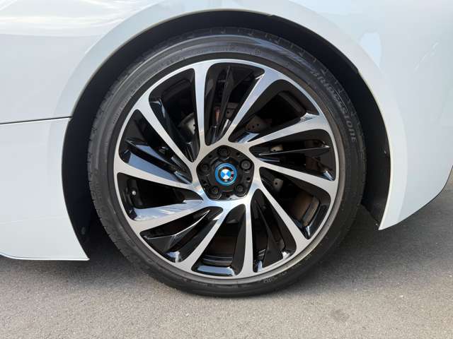 ＢＭＷ ｉ８ ベースモデル H27年 (東海) 99
