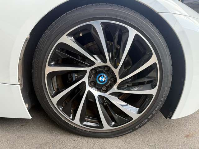 ＢＭＷ ｉ８ ベースモデル H27年 (東海) 99