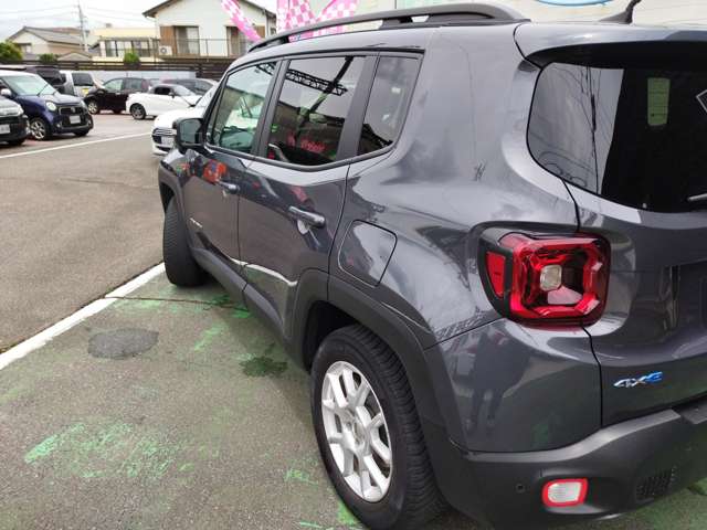 ジープ レネゲード リミテッド ４ＸＥ ４ＷＤ R5年 (近畿) 99