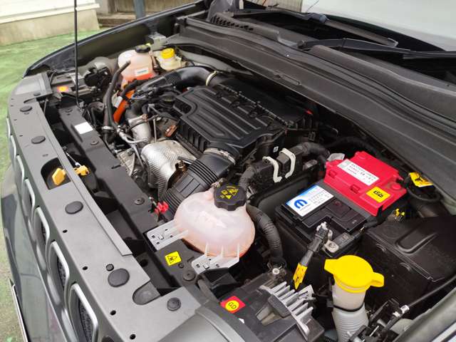 ジープ レネゲード リミテッド ４ＸＥ ４ＷＤ R5年 (近畿) 99