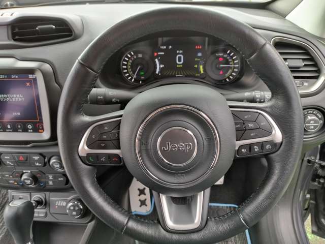ジープ レネゲード リミテッド ４ＸＥ ４ＷＤ R5年 (近畿) 99