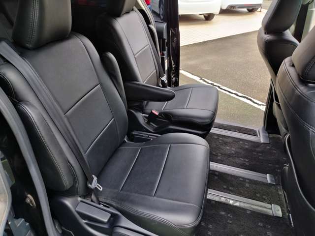 トヨタ ヴォクシー ２．０ ＺＳ 煌 H27年 (近畿) 99