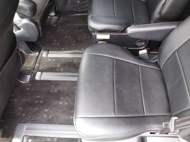 トヨタ ヴォクシー ２．０ ＺＳ 煌 H27年 (近畿) 99