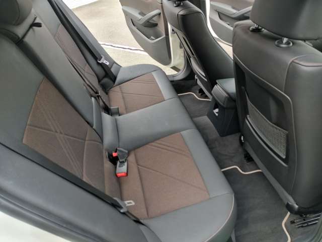 ＢＭＷ Ｘ１ Ｓドライブ １８Ｉ Ｘライン H27年 (近畿) 99