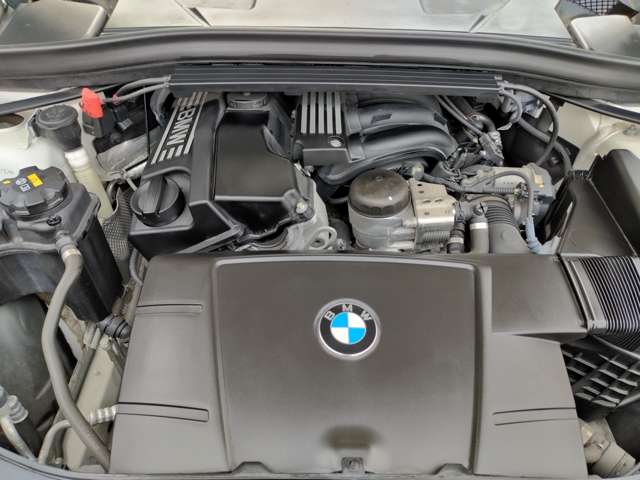 ＢＭＷ Ｘ１ Ｓドライブ １８Ｉ Ｘライン H27年 (近畿) 99