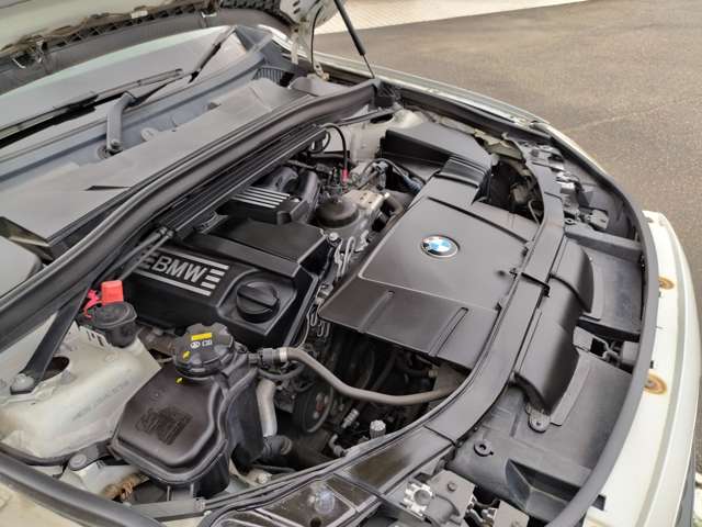 ＢＭＷ Ｘ１ Ｓドライブ １８Ｉ Ｘライン H27年 (近畿) 99