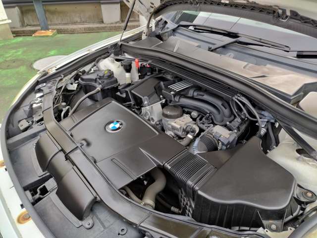 ＢＭＷ Ｘ１ Ｓドライブ １８Ｉ Ｘライン H27年 (近畿) 99