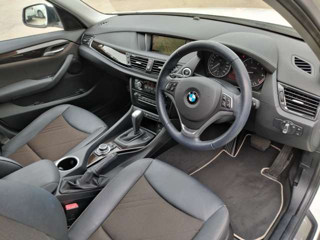 ＢＭＷ Ｘ１ Ｓドライブ １８Ｉ Ｘライン H27年 (近畿) 99