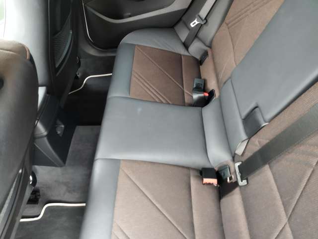 ＢＭＷ Ｘ１ Ｓドライブ １８Ｉ Ｘライン H27年 (近畿) 99