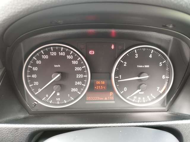 ＢＭＷ Ｘ１ Ｓドライブ １８Ｉ Ｘライン H27年 (近畿) 99