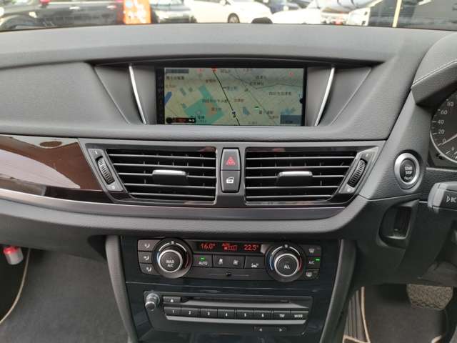 ＢＭＷ Ｘ１ Ｓドライブ １８Ｉ Ｘライン H27年 (近畿) 99