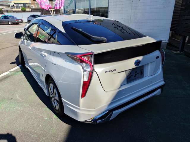 トヨタ プリウス １．８ Ｓ セーフティ プラス H29年 (近畿) 99