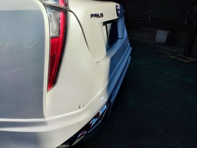 トヨタ プリウス １．８ Ｓ セーフティ プラス H29年 (近畿) 99