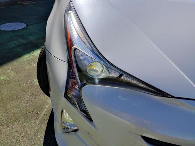 トヨタ プリウス １．８ Ｓ セーフティ プラス H29年 (近畿) 99