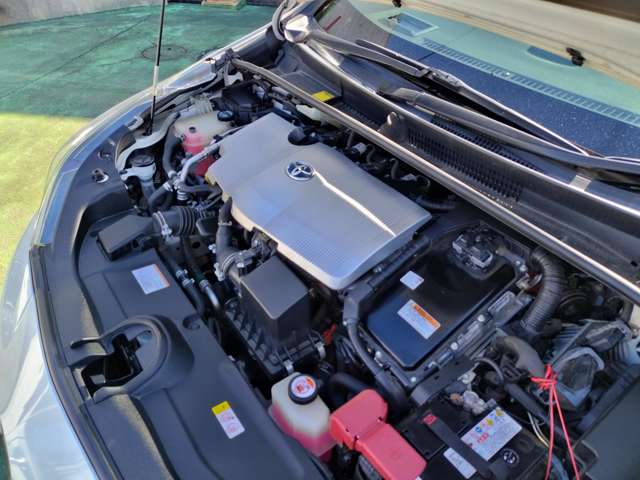 トヨタ プリウス １．８ Ｓ セーフティ プラス H29年 (近畿) 99