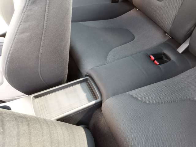 アウディ ＴＴ クーペ　１．８　ＴＦＳＩ H26年 (近畿) 99