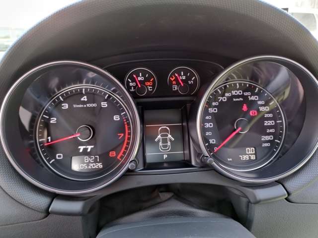 アウディ ＴＴ クーペ　１．８　ＴＦＳＩ H26年 (近畿) 99