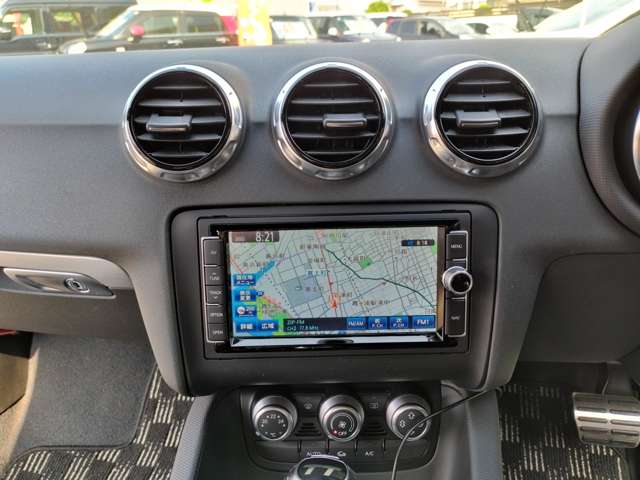 アウディ ＴＴ クーペ　１．８　ＴＦＳＩ H26年 (近畿) 99