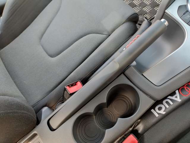 アウディ ＴＴ クーペ　１．８　ＴＦＳＩ H26年 (近畿) 99