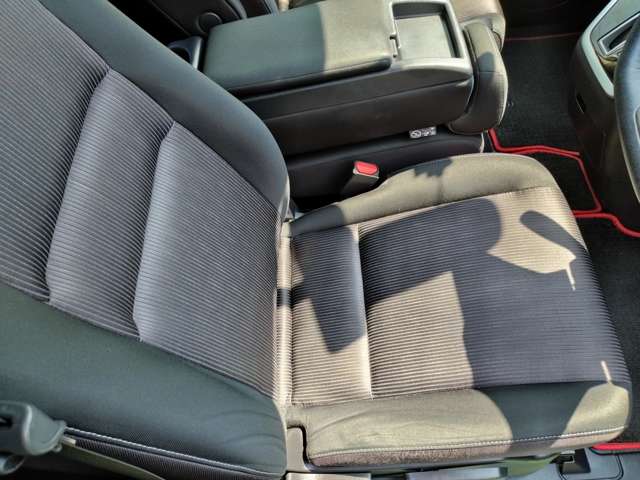 日産 セレナ ２．０ ハイウェイスターＧ H28年 (近畿) 99