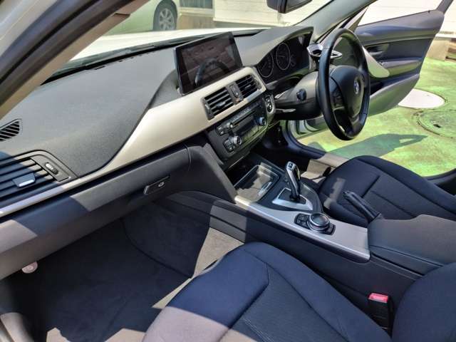 ＢＭＷ ３シリーズ ３２０ｄ H26年 (近畿) 99