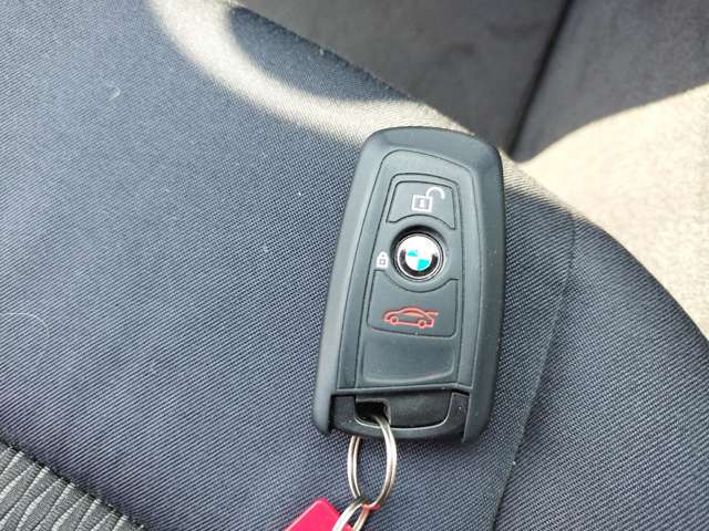 ＢＭＷ ３シリーズ ３２０ｄ H26年 (近畿) 99
